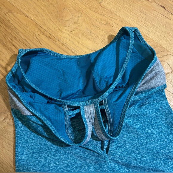 Patagonia Braided Back Activewear Tank - Picture 6 of 6